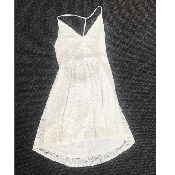 Express White Lace T Back Skater Dress - Picture 4 of 5